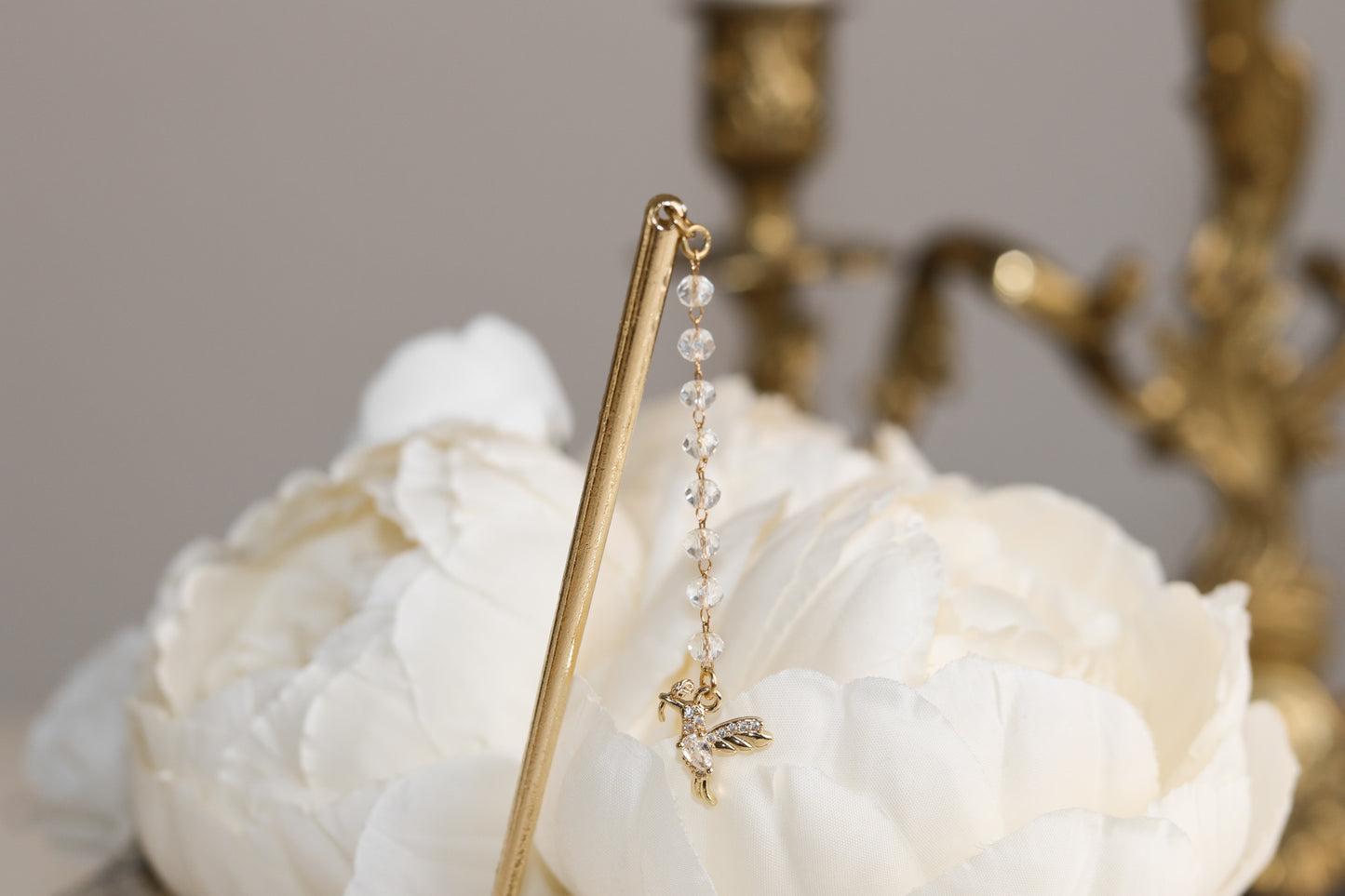 Hummingbird hairpin
