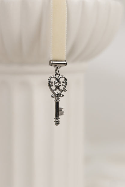 Key of Secrets boekenlegger zilver