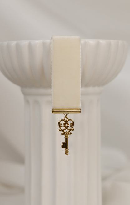 Key of Secrets boekenlegger